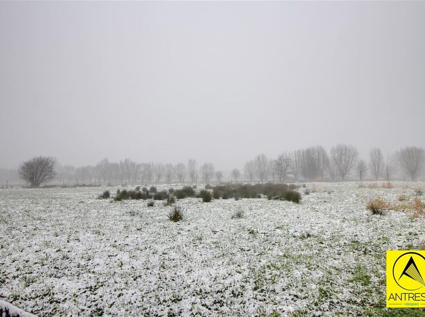 Prachtig gelegen agrarische landbouwgrond te koop voor paardenliefhebbers en landbouwers  15.442 m²!&lt;br /&gt;
Bent u op zoek naar een ruim stuk landbouwg
