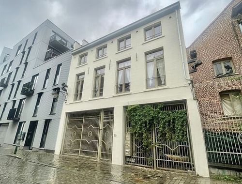                                         Autre à vendre à Bruxelles, € 675.000
