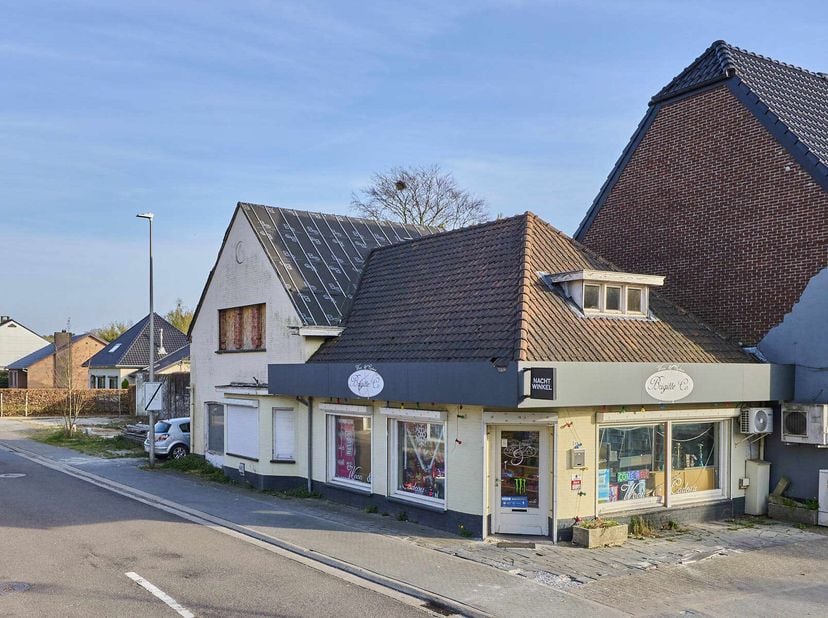 Maison à vendre
                    à 3940 Hechtel