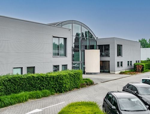                                         Bedrijfsgebouw te koop in Aartselaar, € 6.500.000
