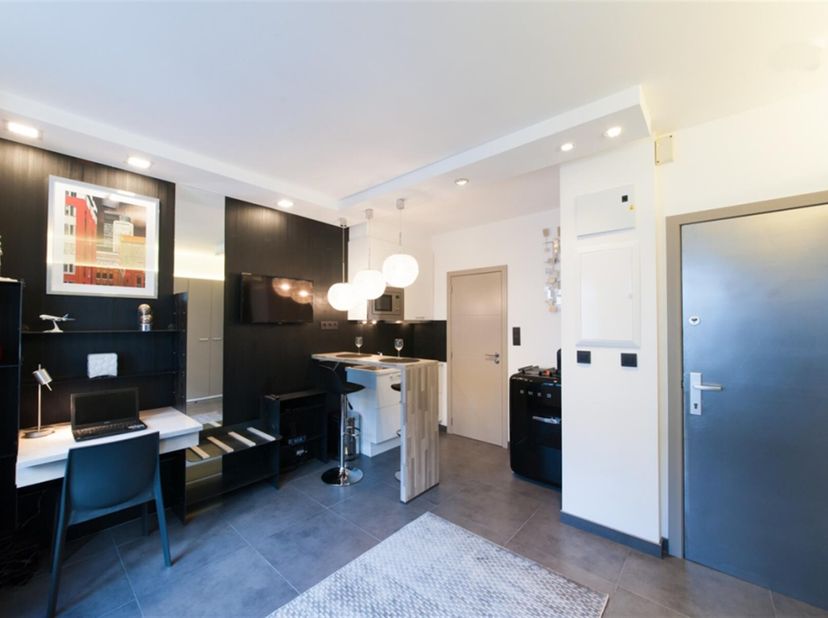 Hall Saint Géry - Studio meublé - Au cur de Bruxelles, entre les quartiers de la Bourse, des Halls Saint-Géry et Dansaert, studio dans un style résolu