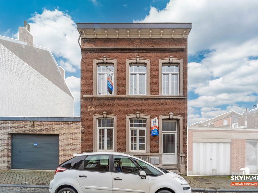 L&#039;agence SKYIMMO a le plaisir de vous présenter cet immeuble à appartement situé à SERAING.&lt;br /&gt;
Ce bien est composée comme suit :&lt;br /&gt;
Sous-sol : C