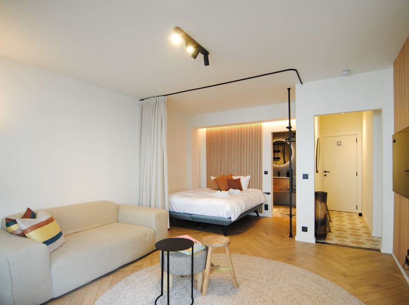 Op zoek naar een instapklaar appartement op een toplocatie aan zee? Dan is dit pareltje in de Koningsstraat 40 te Oostende exact wat u zoekt. Dit appa