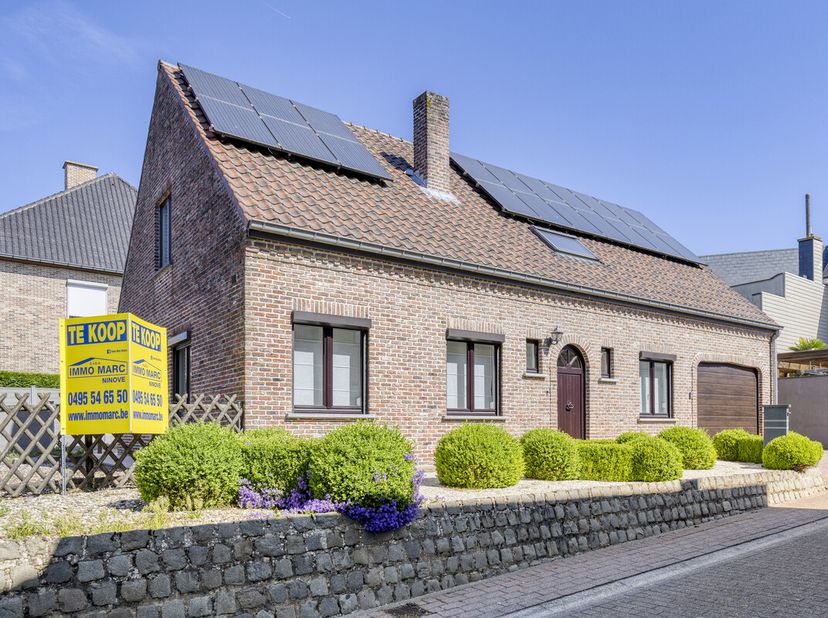 Maison à vendre
                    à 9406 Outer