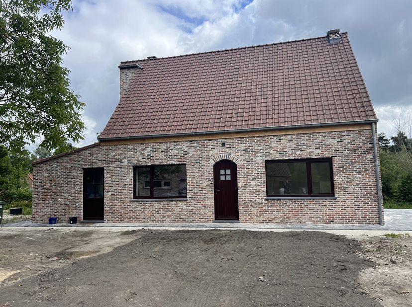 Maison à louer
                    à 9200 Baasrode