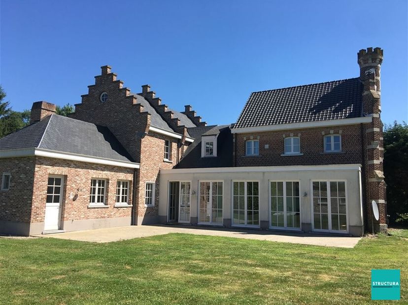 Vous souhaitez une visite ? Contacter-nous sur 02 460 80 46.&lt;br /&gt;
A louer: Villa unique à Grimbergen - 22a terrain - Calme, espace et confort.&lt;br /&gt;