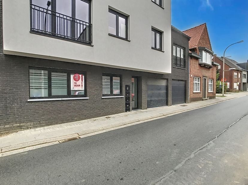 Vous recherchez un appartement moderne, spacieux et économe en énergie dans un endroit calme? Ce bel appartement, situé dans le charmant quartier de M