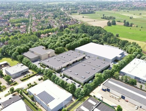                                         Entrepôt sans bureau à vendre à Kapellen, € 332.000

