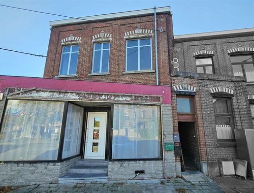                                        Maison unifamiliale à vendre à Ghlin, € 180.000
