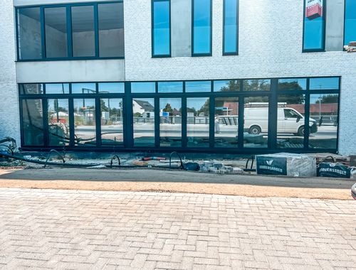                                         Bien commercial à vendre à Diepenbeek, € 249.000
