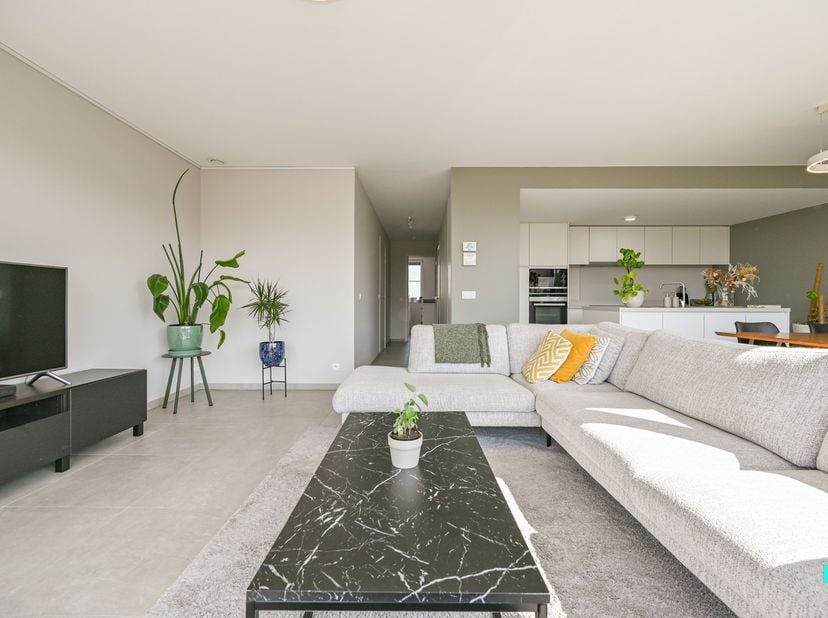 VERKOCHT! Compromis in opmaak! Tweeslaapkamer appartement gelegen op de tweede verdieping van residentie &#039;De Haerelbeek&#039;, uitstekend gelegen op wandel