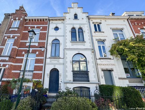                                        Woning te huur in Ukkel, € 2.300
