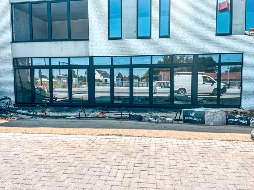 Bien professionnel à vendre
                    à 3590 Diepenbeek