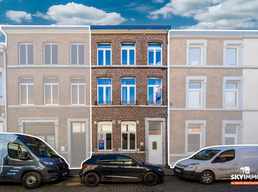 L&#039;agence SKYIMMO  vous propose cette  superbe maison  située à  Wandre  et composée de :&lt;br /&gt;
Au RDC : Hall (11) - Salon (13) - Salle à manger (15) -