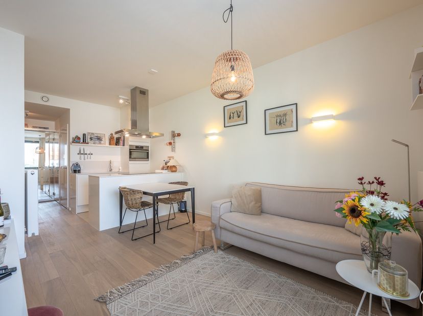 Appartement 1 chambre confortable et bien situé dans Duinenwater à Knokke.&lt;br /&gt;
Disposition :&lt;br /&gt;
hall d&#039;entrée avec toilettes séparées, agréable e