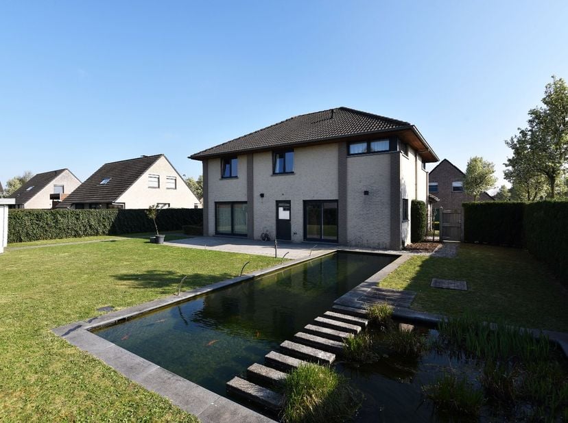 Maison à vendre
                    à 9900 Eeklo