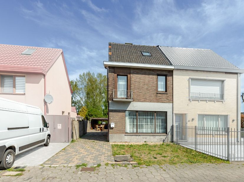 [[ CE BIEN PARTICIPE À LA JOURNÉE MAISONS OUVERTES ERA LE 14/6 DE 11:00 À 12:00 ]]&lt;br /&gt;
Ce bien participe à la Journée Maisons Ouvertes ERA. Visitabl