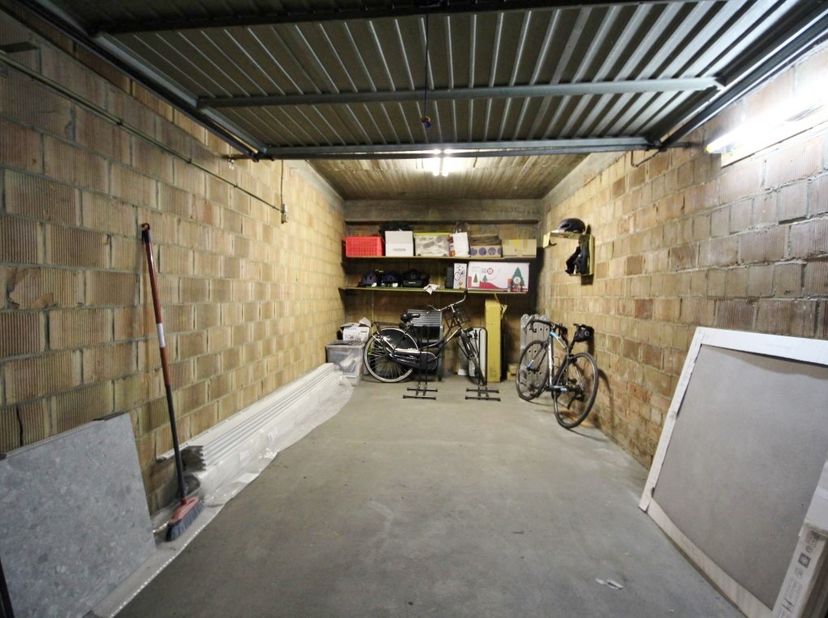 Garage à vendre
                    à 3800 Sint-Truiden