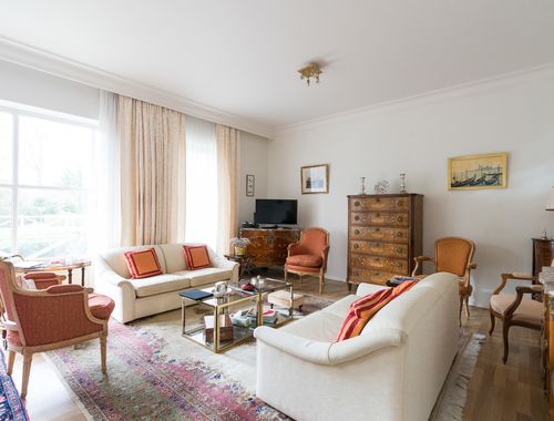                                         Serviceflat à vendre à Woluwe-Saint-Pierre, € 405.000
