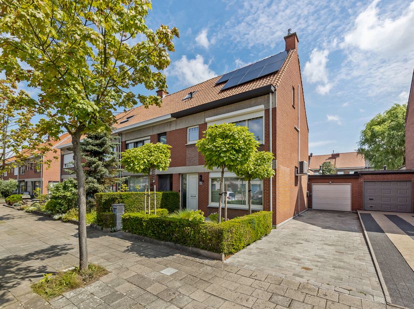 Maison à vendre
                    à 2660 Hoboken