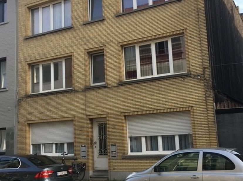 Appartement à louer
                    à 2060 Antwerpen