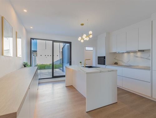                                         Woning te koop in Buggenhout, € 425.000
