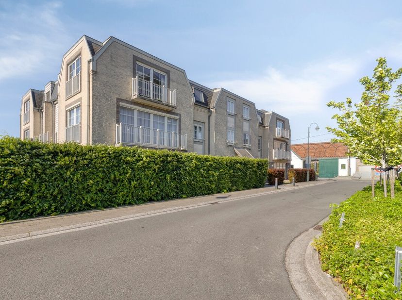 [[ DIT PAND NEEMT DEEL AAN DE ERA OPEN HUIZEN DAG OP 14/6 VAN 9:30 TOT 10:30 ]] Instapklaar tweeslaapkamerappartement te koop in WaregemDit mooi onder