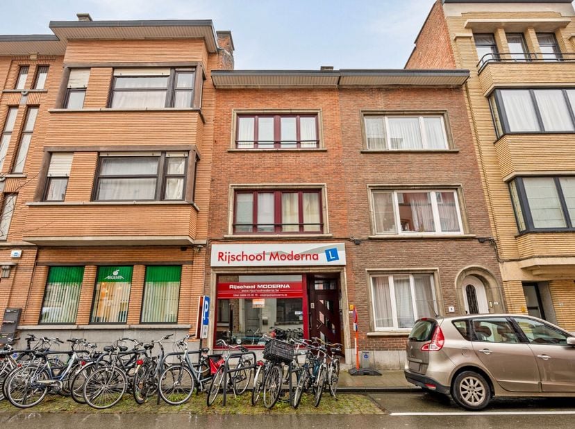 Bien professionnel à vendre
                    à 3000 Leuven