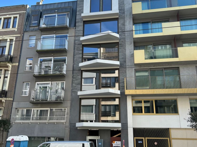 Appartement te koop
                    in 8400 Oostende