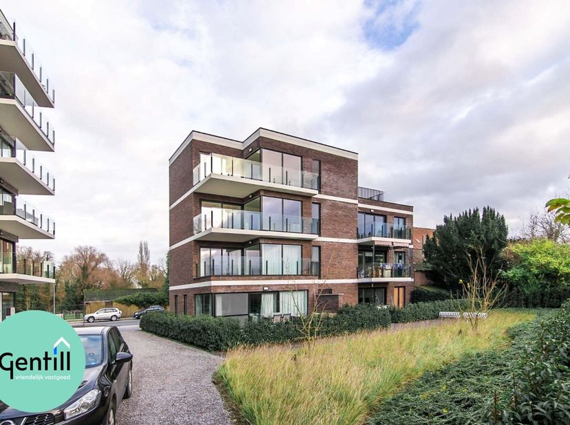 Algemeen&lt;br /&gt;
Op zoek naar een unieke woonervaring waar rust, bereikbaarheid en luxe samenkomen? Deze schitterende penthouse in Ingelmunster biedt he
