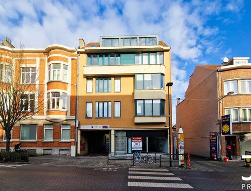                                         Handelszaak te huur in Sint-Pieters-Woluwe, € 2.500
