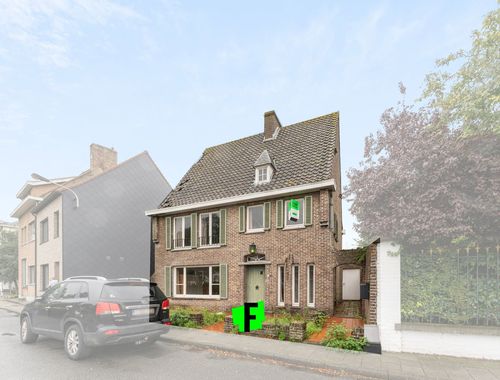                                         Koppelwoning te koop in Veurne, € 350.000
