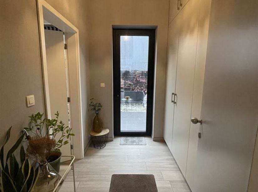 Bel appartement d&#039;une chambre au rez-de-chaussée à Kerkhoven !&lt;br /&gt;
* Belles finitions&lt;br /&gt;
* Hall d&#039;entrée avec placards intégrés&lt;br /&gt;
* Chauffage