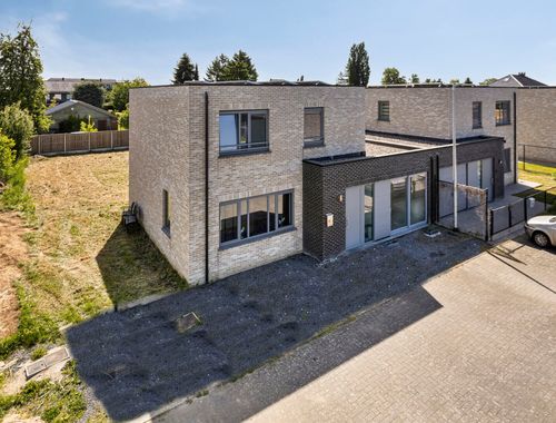                                         Woning te koop in Dilsen-Stokkem, € 389.000
