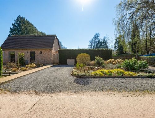                                         Eengezinswoning te koop in Arendonk, € 375.000
