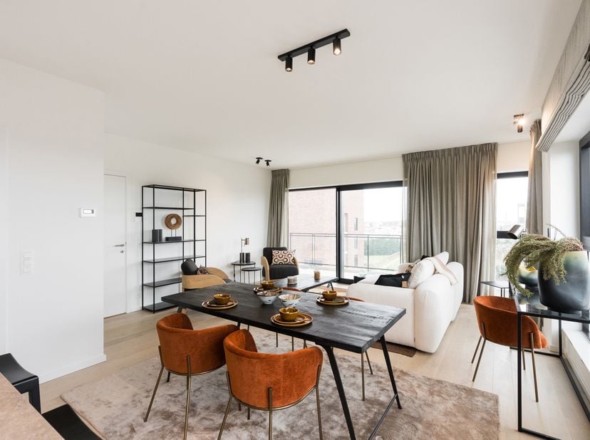 AUDERGHEM, face au CHIREC et au cur du quartier universitaire (ULB, VUB), magnifique APPARTEMENT (2ch/1sdb/1sdd) de 104 m² bruts s&#039;ouvrant sur une TER