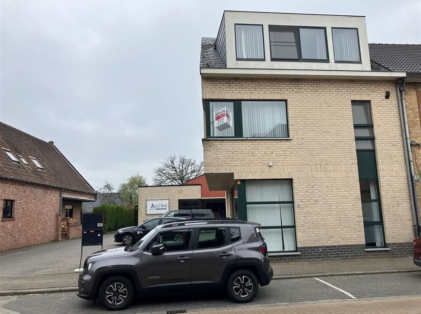 Gezellig appartement in het centrum van Ramsel.  &lt;br /&gt;
Ligging: Het appartement is gelegen in het centrum van Ramsel, op wandelafstand van winkels, s
