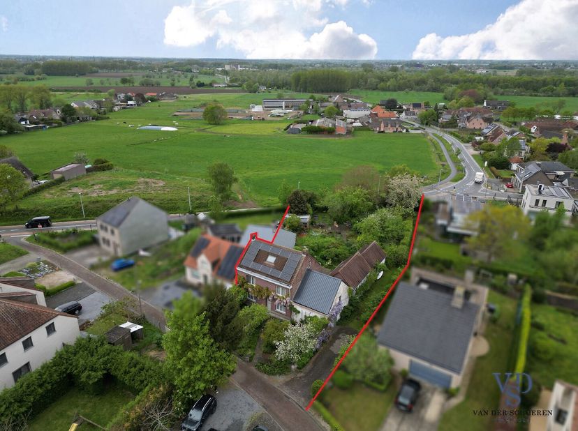 Maison à vendre
                    à 9890 Semmerzake
