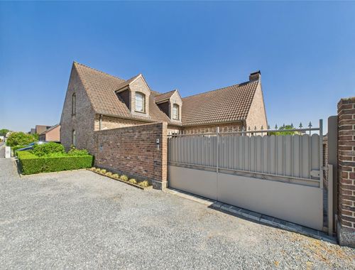                                         Maison ouvrière à vendre à Templeuve, € 585.000
