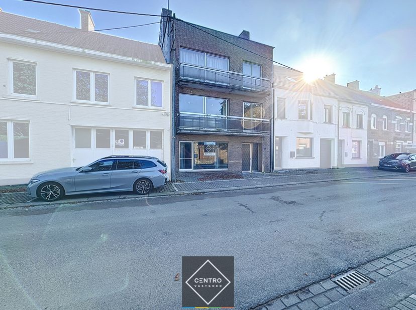 Bien professionnel à vendre
                    à 8800 Roeselare