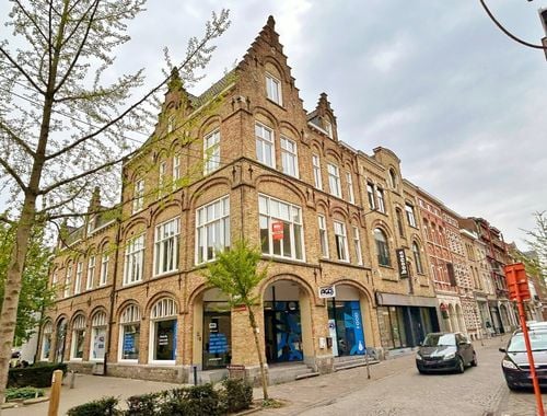                                         Appartement à louer à Ieper, € 675
