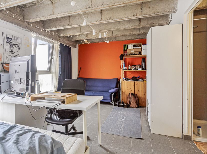 Chambre d&#039;étudiant branchée juste à côté de la gare de Malines !&lt;br /&gt;
Cette chambre d&#039;étudiant fait partie d&#039;une maison d&#039;étudiants de 18 chambres ré