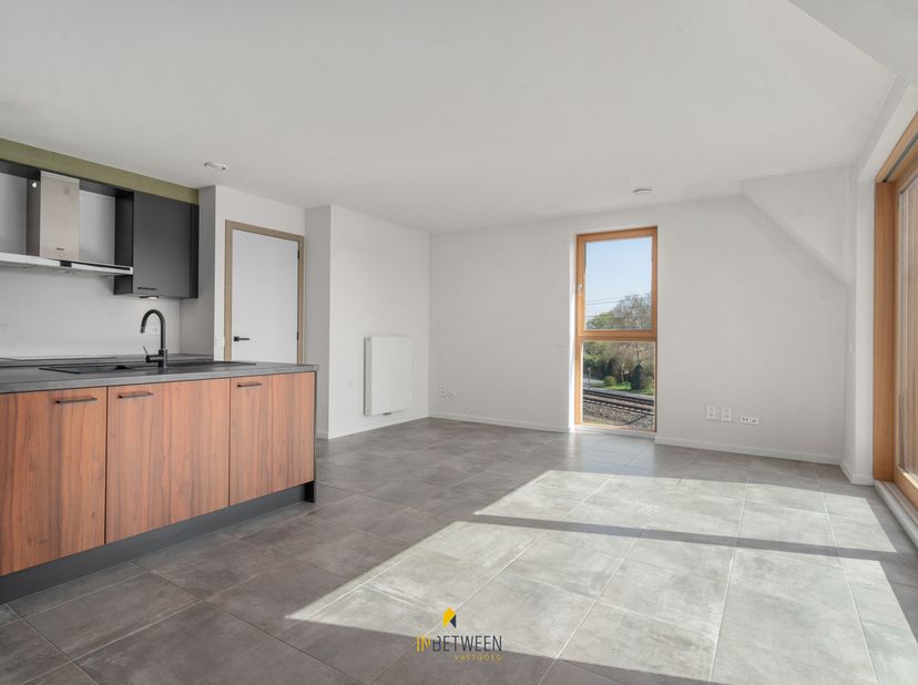 Dit instapklare appartement maakt deel uit van de moderne residentie Schollaert in Wetteren.&lt;br /&gt;
Goede ligging op slechts 5 minuten van het centrum
