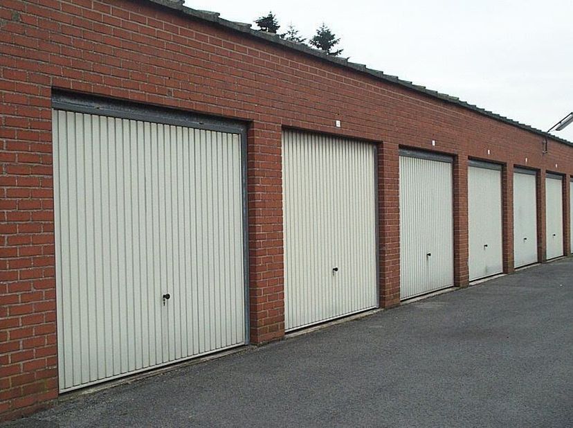 Garage à louer
                    à 8870 Izegem