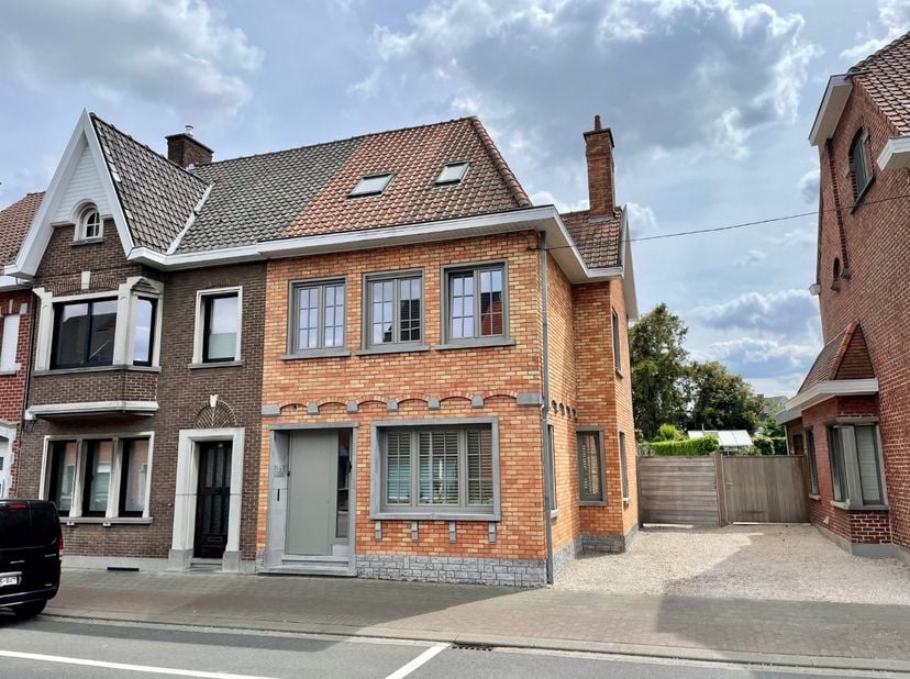 Maison à louer
                    à 8700 Tielt