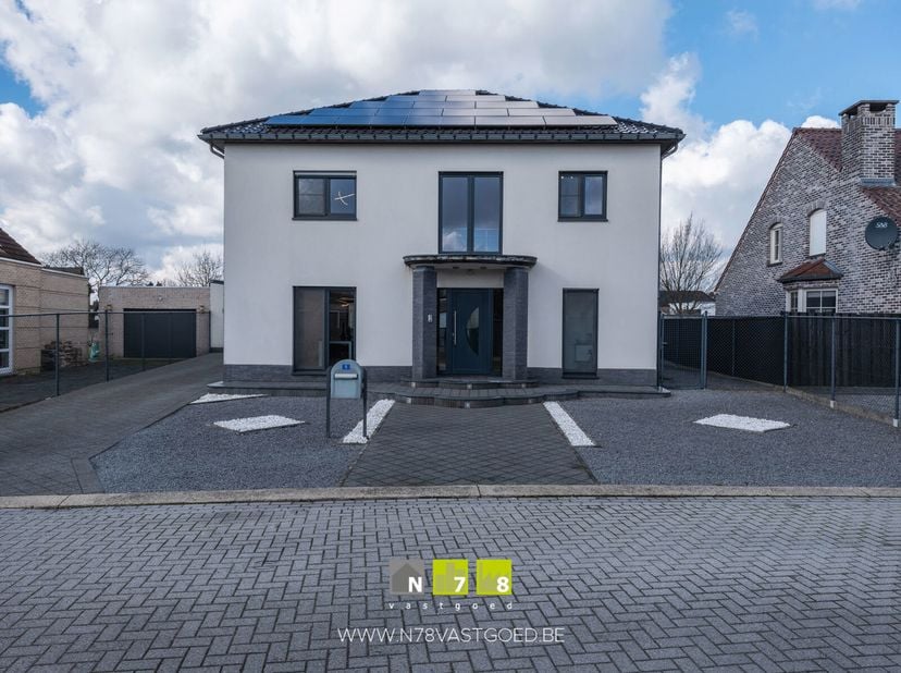 *IN OPTIE* MODERNE VRIJSTAANDE WONING MET 3 SLAAPKAMERS OP EEN PERCEEL VAN 4A71CA TE MAASMECHELEN (VUCHT)&lt;br /&gt;
TROEVEN&lt;br /&gt;
- Gelegen dichtbij het c