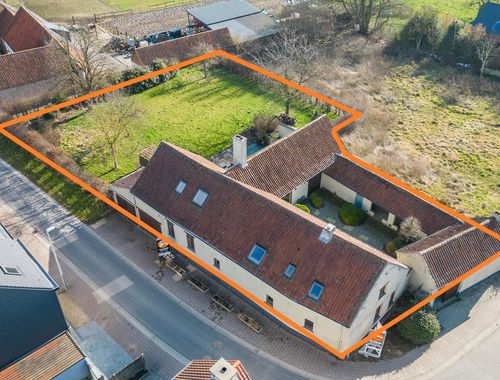                                         Hoeve te koop in Erpe, € 629.000
