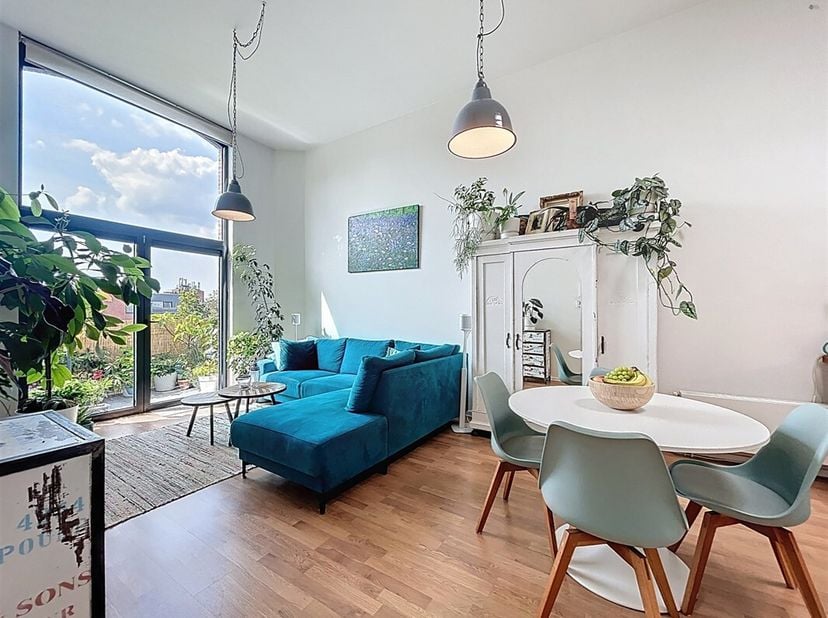 Energiezuinig 3 slaapkamer-appartement op toplocatie.&lt;br /&gt;
BEZOEKMOMENT zondag 29 juni, reservatie per SMS 0470/30.20.10&lt;br /&gt;
Dit comfortabel (A-lab