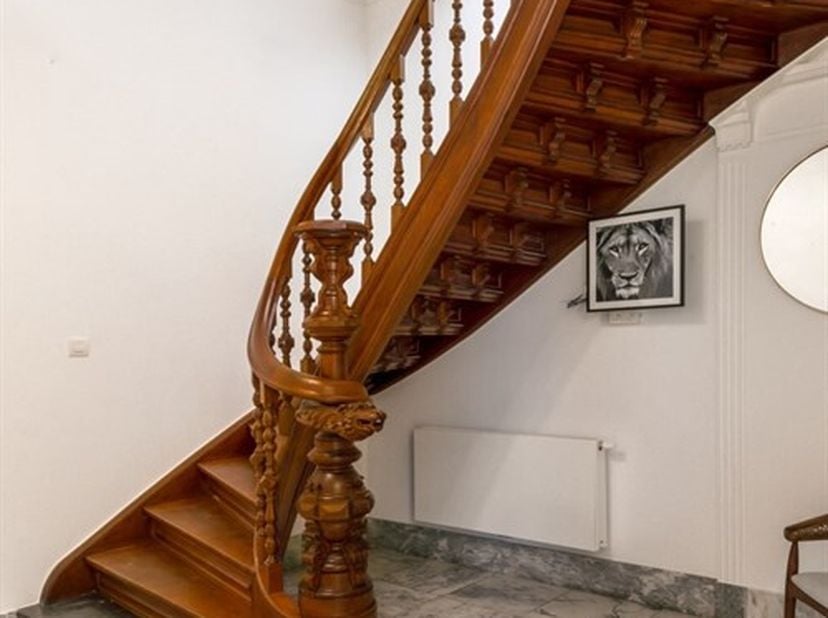 Magnifique appartement de 135 m² avec 53 m² de terrasse dans le Château Villa Hortensia !&lt;br /&gt;
Castle Villa Hortensia est un château néo-gothique dat