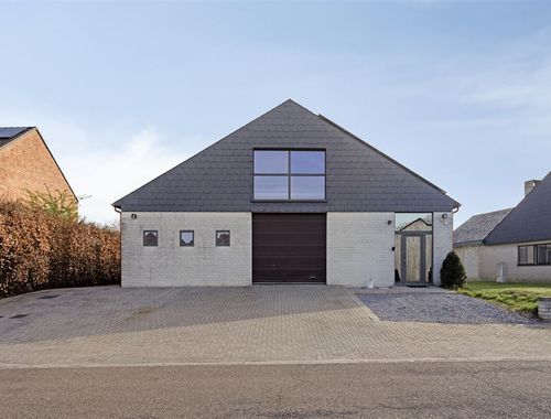                                         Gemengd gebruik te huur in Heppen, € 1.950
